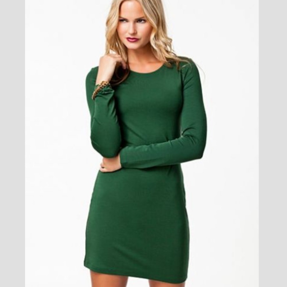 🇸🇪Filippa K Jersey Mini Dress - Picture 2 of 5